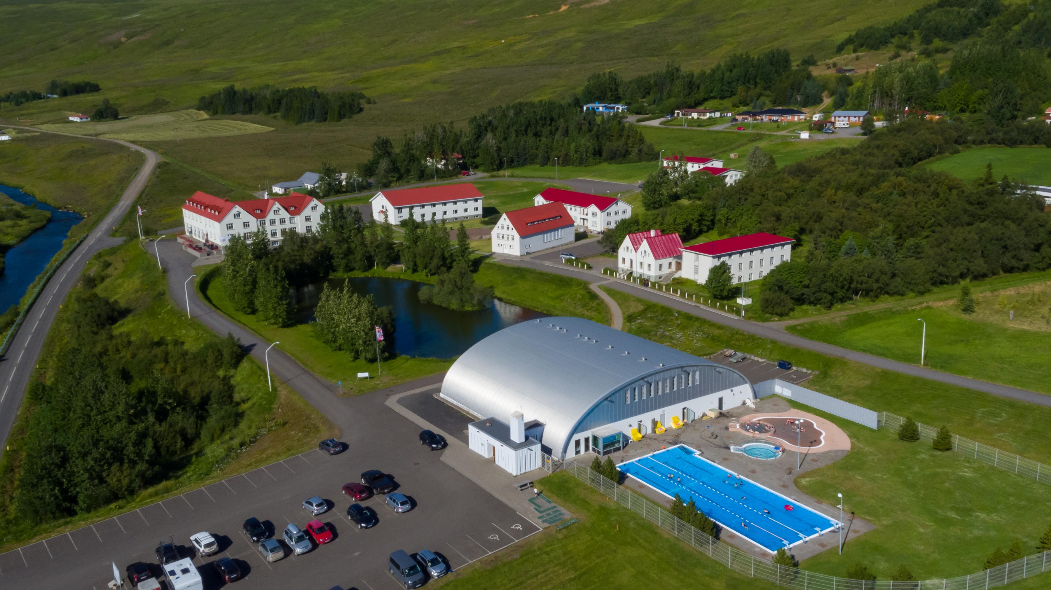 Hotel Laugar Лейгар Экстерьер фото