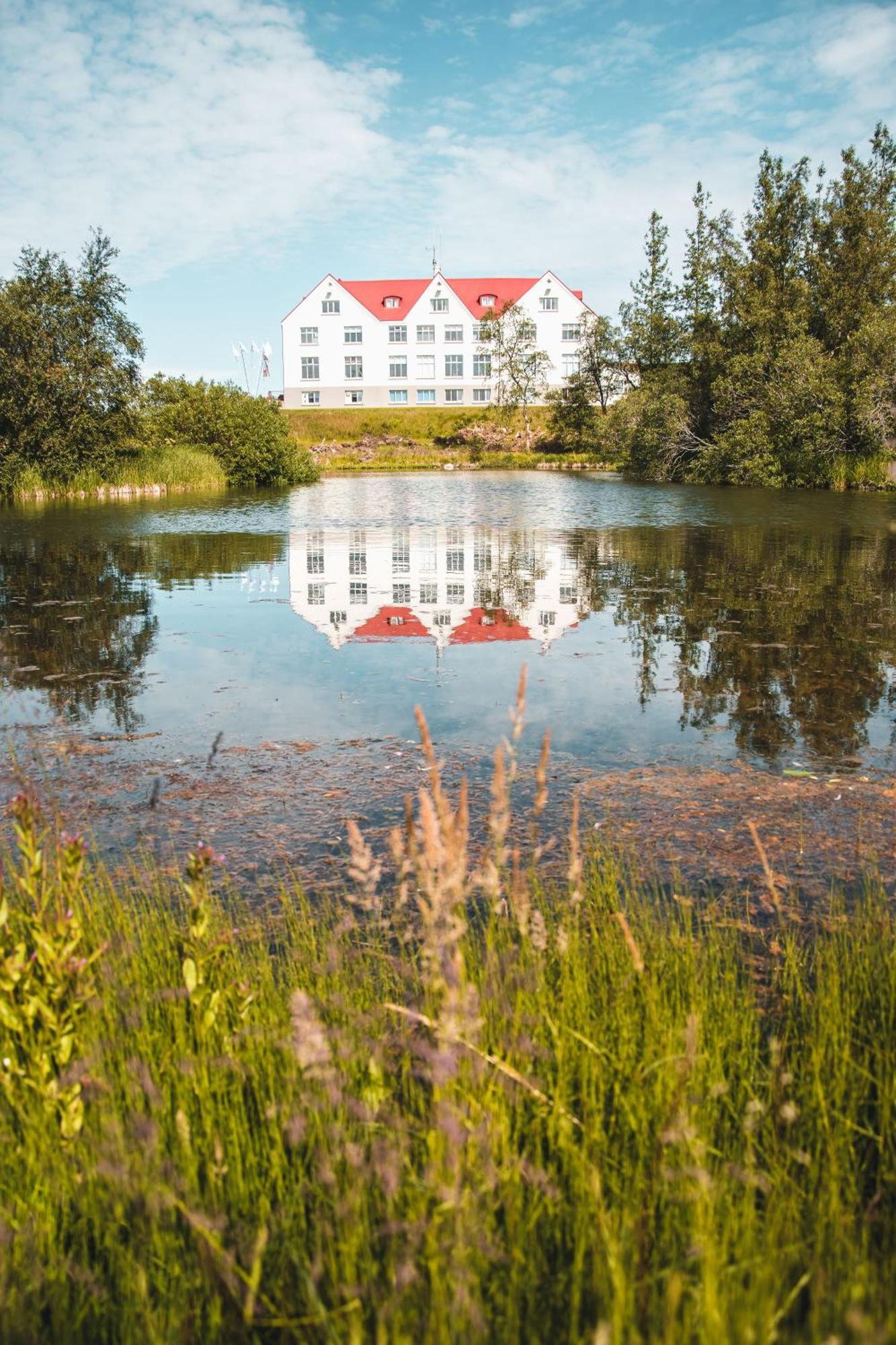 Hotel Laugar Лейгар Экстерьер фото
