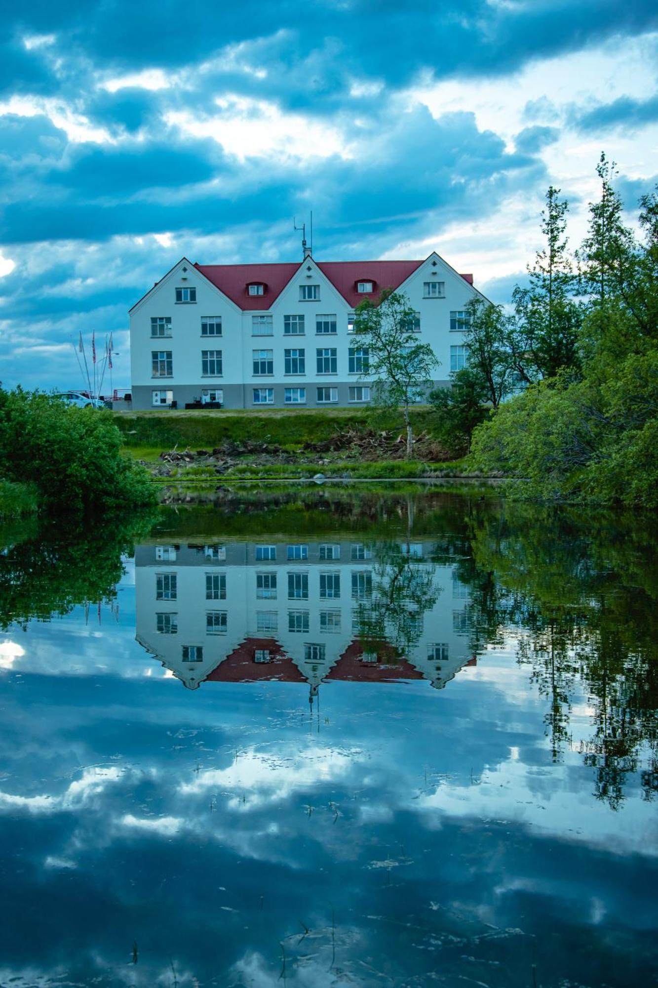 Hotel Laugar Лейгар Экстерьер фото